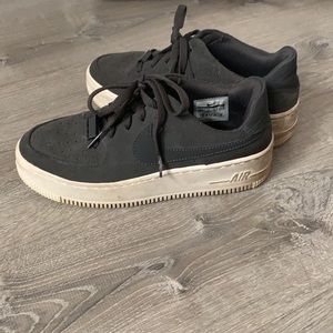 Nike Air Force 1 Sage